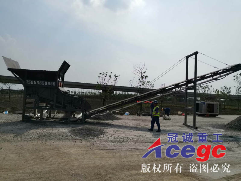 訂制大中小型振動篩洗砂機(jī)械生產(chǎn)線